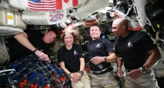 Artemis II Crew Completes Record-Breaking Trip